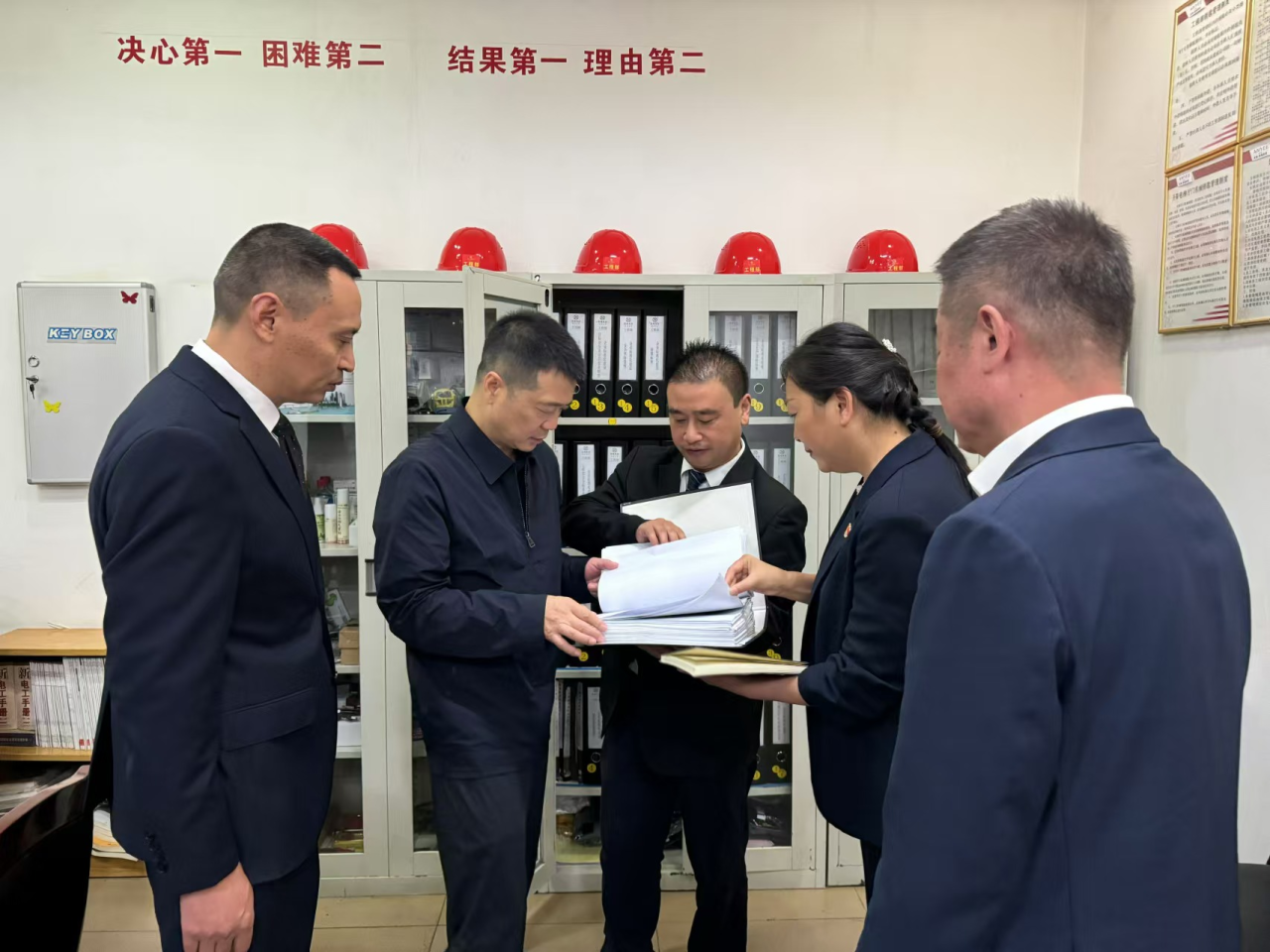 省人生就是博集团党委书记、董事长游勇国庆节期间调研督导旗下酒店经营及安全生产工作